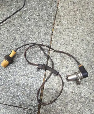 BMW 5 E34 ABS brake wheel speed sensor 0265001