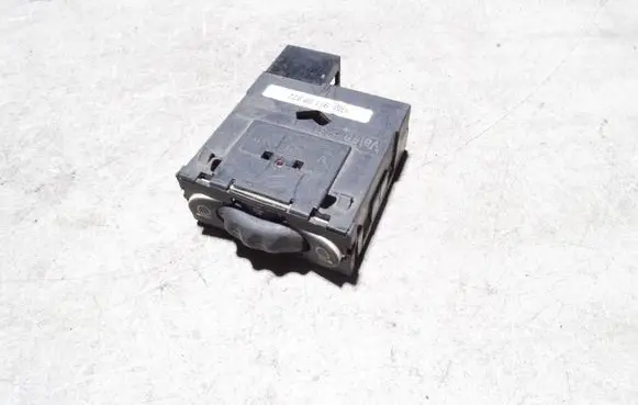 Renault Trafic II (X83) Fog light switch 91166822