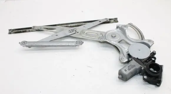 Toyota RAV 4 (XA30) Front door electric window regulator 42251010550