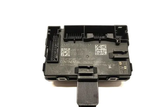 Audi e-tron Door control unit/module 4M0959793M