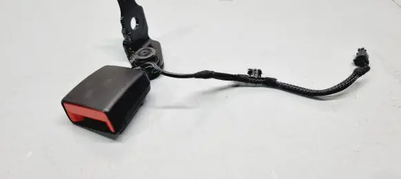 Opel Mokka B Rear seatbelt buckle 9834688780 98346887XX