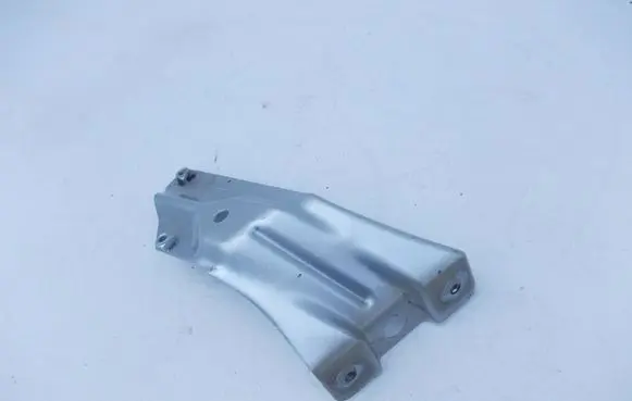 Volkswagen Golf VI Fender mounting bracket 5K6821136