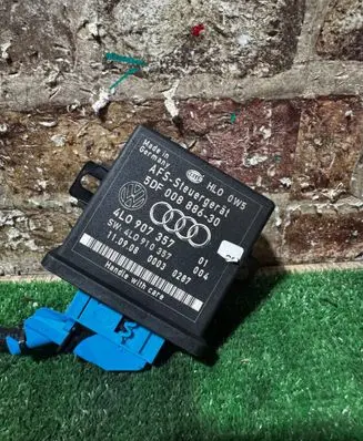 Audi A6 S6 C6 4F Light module LCM 4L0907357 4L0910357 5DF00888630