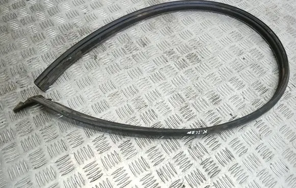 Volvo XC60 Front door rubber seal 