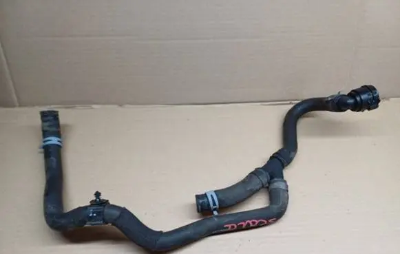Skoda Scala Engine coolant pipe/hose 2Q0122073G