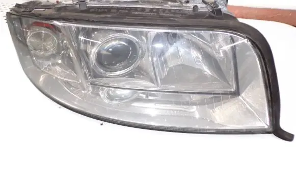 Audi A6 S6 C5 4B Headlight/headlamp 155924