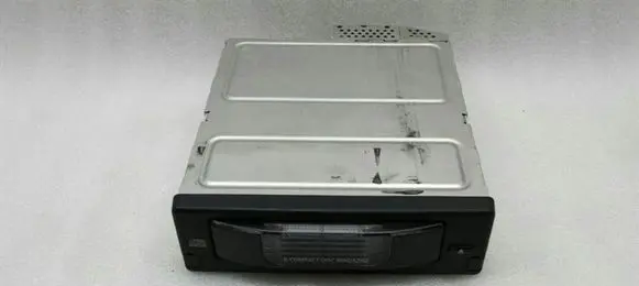 BMW 5 E60 E61 CD/DVD changer 6986081