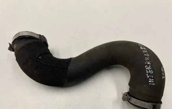 Peugeot 5008 Intercooler hose/pipe