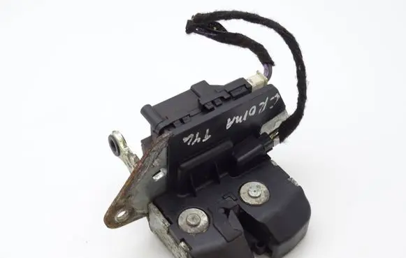 Fiat Croma Tailgate/trunk/boot lock/catch/latch 65006801