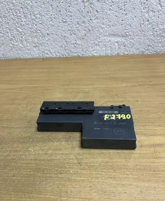 Mercedes-Benz C W202 Fuse module 0225455332 F2790