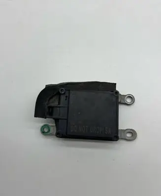 Nissan Leaf II (ZE1) Distronic sensor radar 202LSE009 202ISE009 284385SA1C