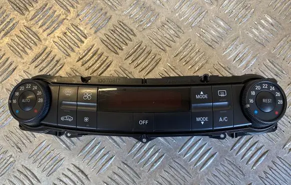 Mercedes-Benz E W211 Climate control unit 2118301990 00010207