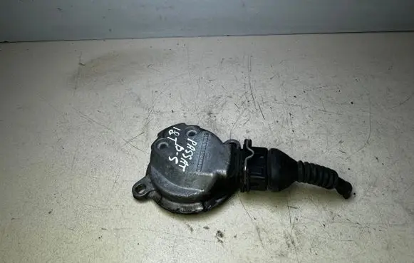 Volkswagen PASSAT B5 Camshaft position sensor 058905161B 0232101024 1235102062