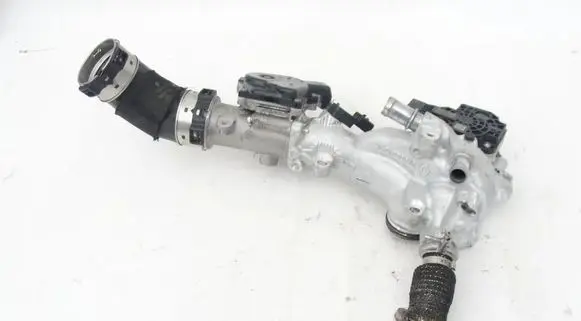 Renault Clio II EGR valve 233008887R