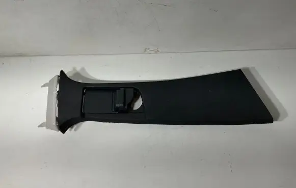 Mercedes-Benz GLC X253 C253 (C) pillar trim A2536902201