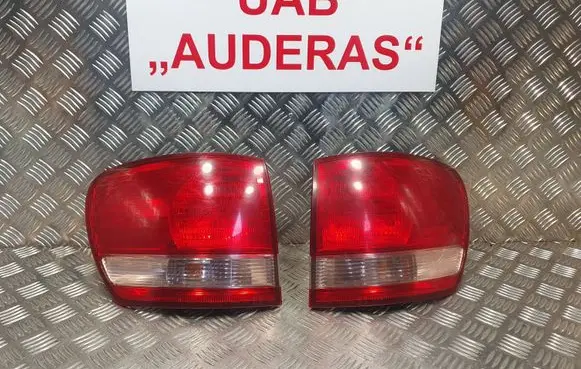 Toyota Avensis Verso Rear/tail lights set 