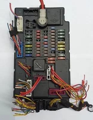 Mini One - Cooper Coupe R56 Fuse module 3453737 6135345373701