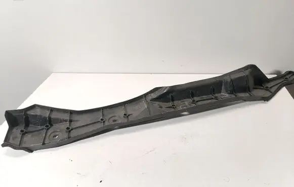Fender end trim