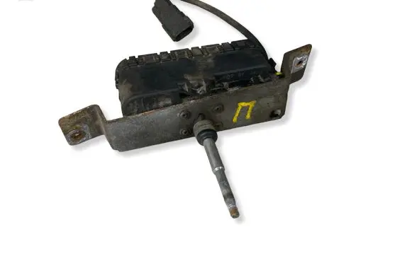 Volvo XC70 Headlight wiper motor 0390206218