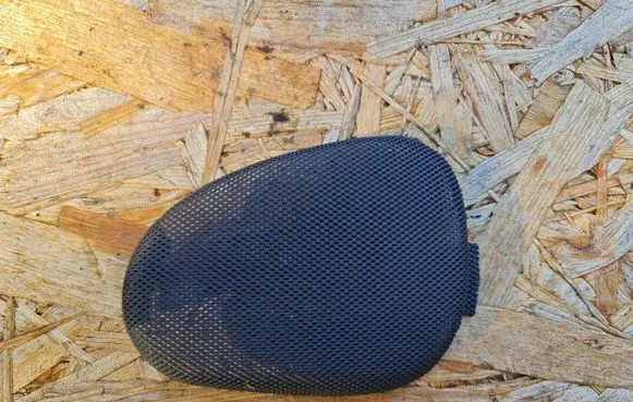 Chrysler 300M Rear door speaker cover trim 