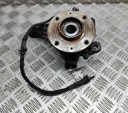 Peugeot 2008 II Front wheel hub 9826532380