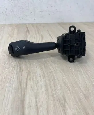 BMW X3 E83 Indicator stalk 8363668 01104010