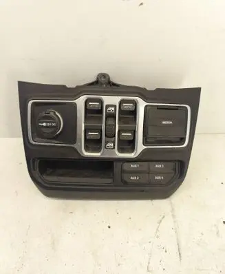 Jeep Wrangler Central console control unit 6CB77TRMAB 68317694AC
