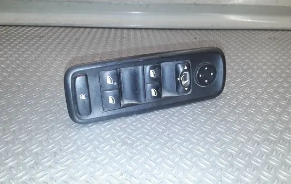 Peugeot 807 Electric window control switch 14996390XT