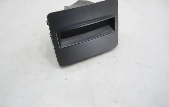 Skoda Octavia Mk3 (5E) Ashtray (rear) 5E0863284B 330651 17092015