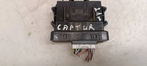 Renault Captur II Gateway control module 284Y66LE6C F005V03533 210400045