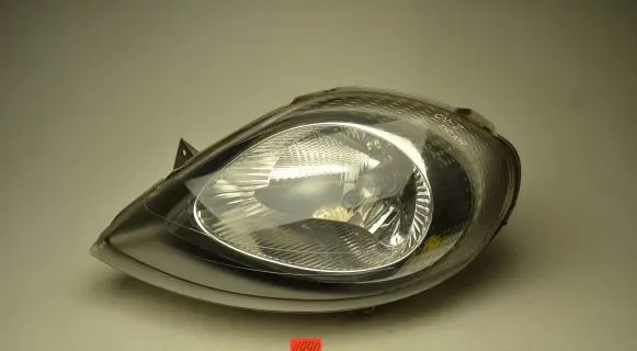 Opel Vivaro Headlight/headlamp 91165721 7700311373