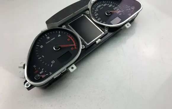 Audi A6 S6 C6 4F Speedometer (instrument cluster) 4F0920901N