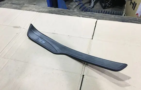 BMW 3 E90 E91 Side skirt rear trim 7172297