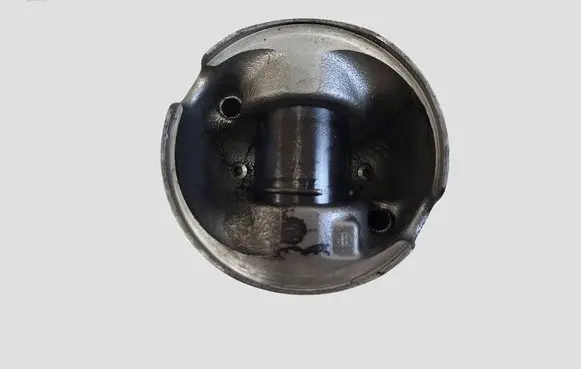 BMW 3 E90 E91 Piston 0000