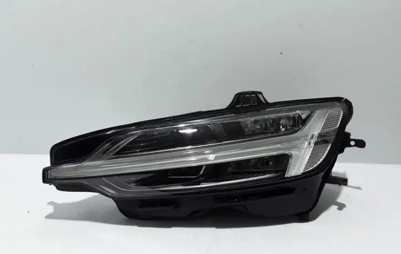 Volvo V60 Headlight/headlamp 32228815
