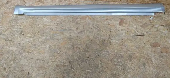 Mercedes-Benz A W169 Sill A1696102008