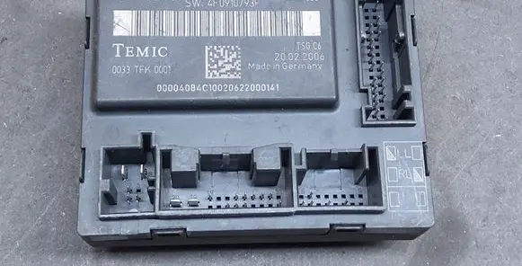 Audi A6 S6 C6 4F Door control unit/module 4F0959793F 4F0910793F