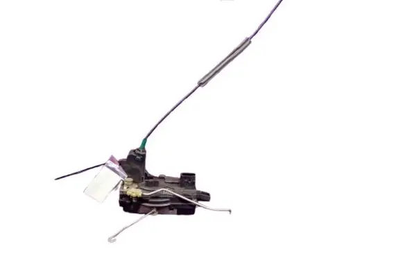 Opel Zafira B Front door lock