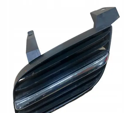 Nissan Almera N16 Front bumper lower grill 623332BM400