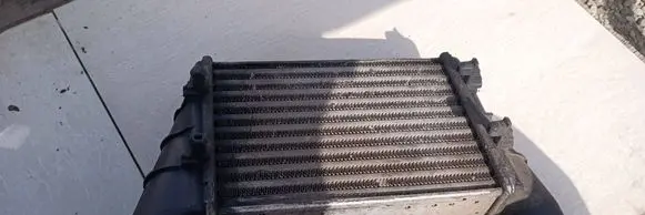 Volkswagen PASSAT B5 Intercooler radiator 058145805A