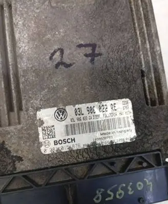 Skoda Octavia Mk2 (1Z) Engine control unit/module ECU 03L906022RE 03L906022GA 0281015876