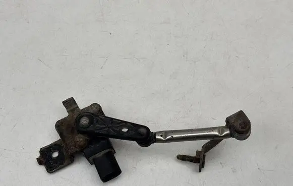 Headlight/headlamp level sensor