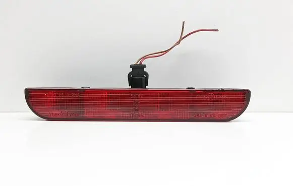 Audi A4 S4 B5 8D Third/center stoplight 0996400