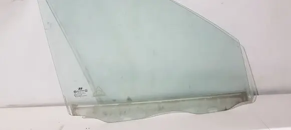 Hyundai Santa Fe Front door window glass four-door 43R000382 824212B000