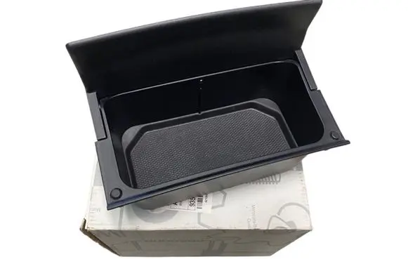 Cup holder front
