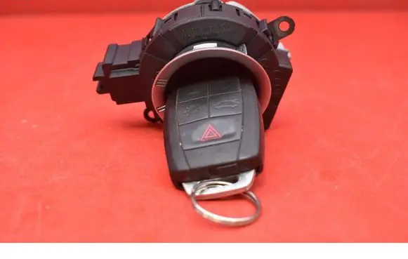 Volvo V50 Ignition lock 30737157