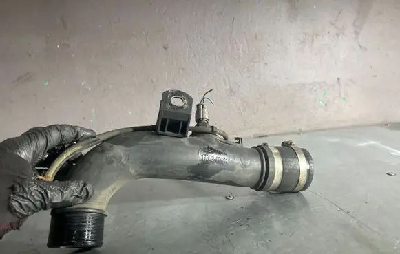 Toyota Corolla Verso AR10 Intercooler hose/pipe 173620R011