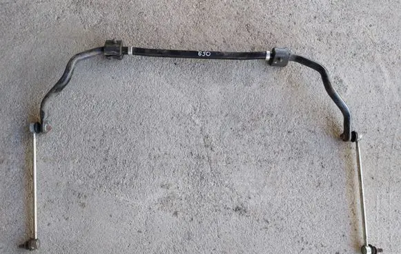Toyota RAV 4 (XA40) Front anti-roll bar/sway bar