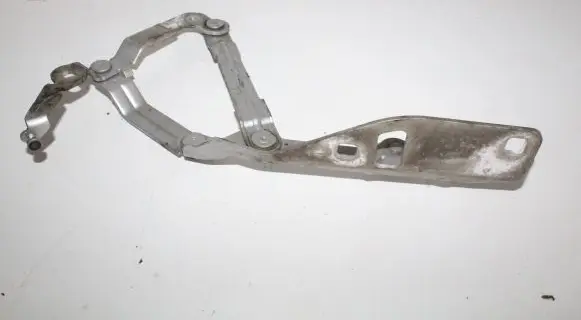 Audi TT TTS Mk2 Engine bonnet/hood hinges 8J0823302H