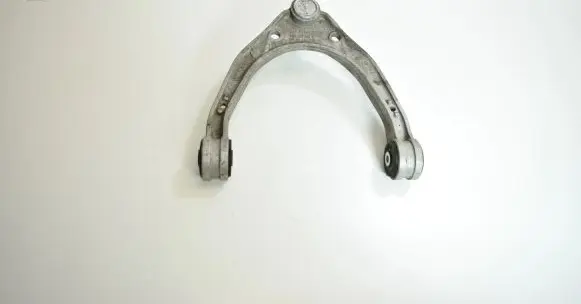 Audi Q7 4L Front upper control arm/wishbone 7L0407047B